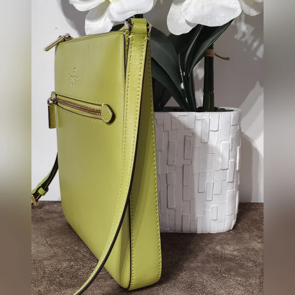 Kate Spade New York Sadie North South Crossbody Bag Color Fern Moss Green NWT